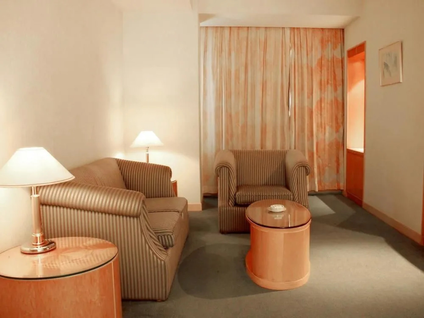 International Financial (Jasper) Hotel