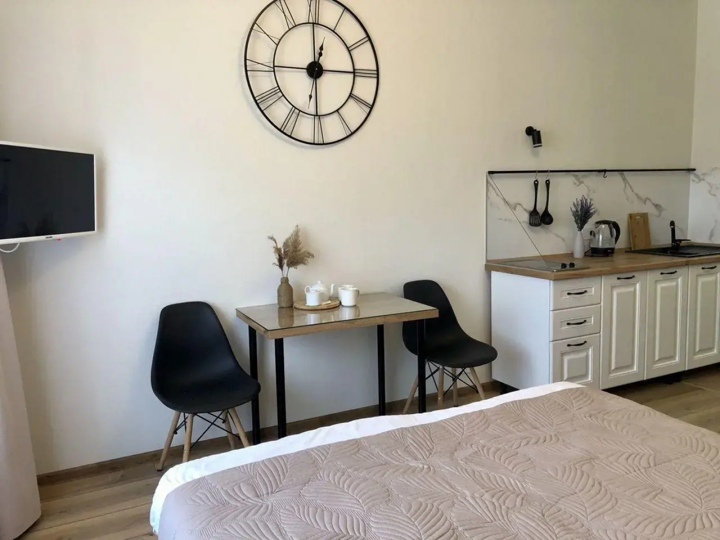 Апартаменты на улице Просвещения 132