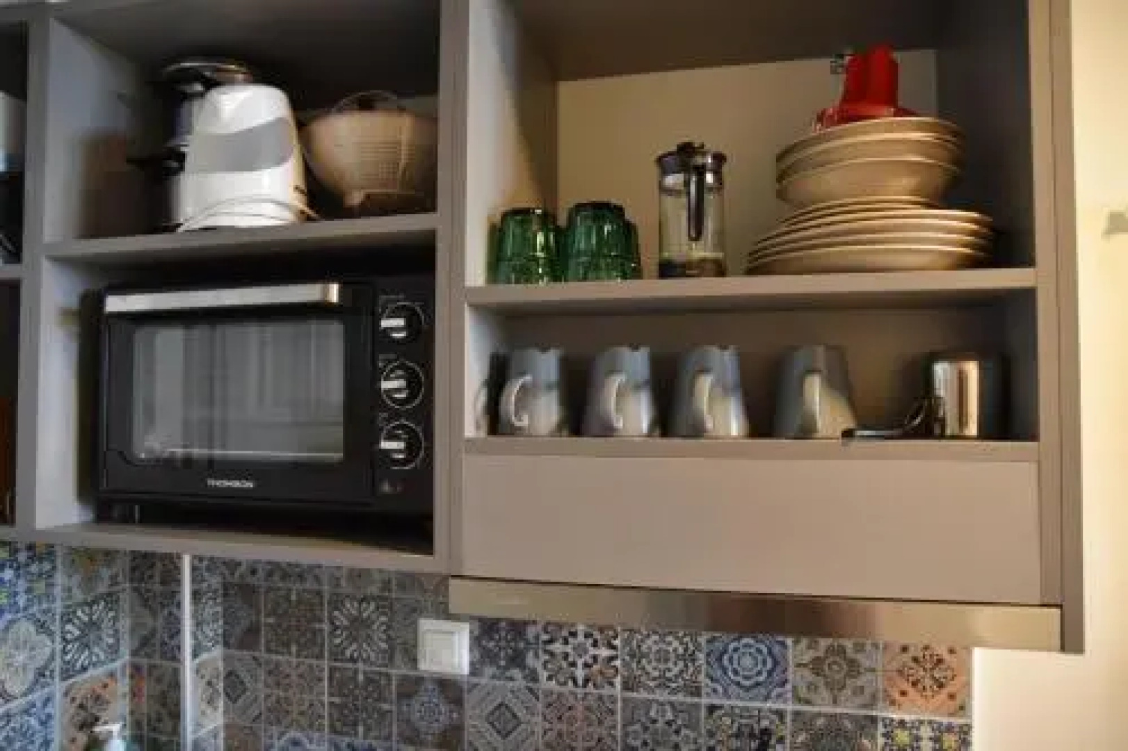 Meraki Apartments and Studios