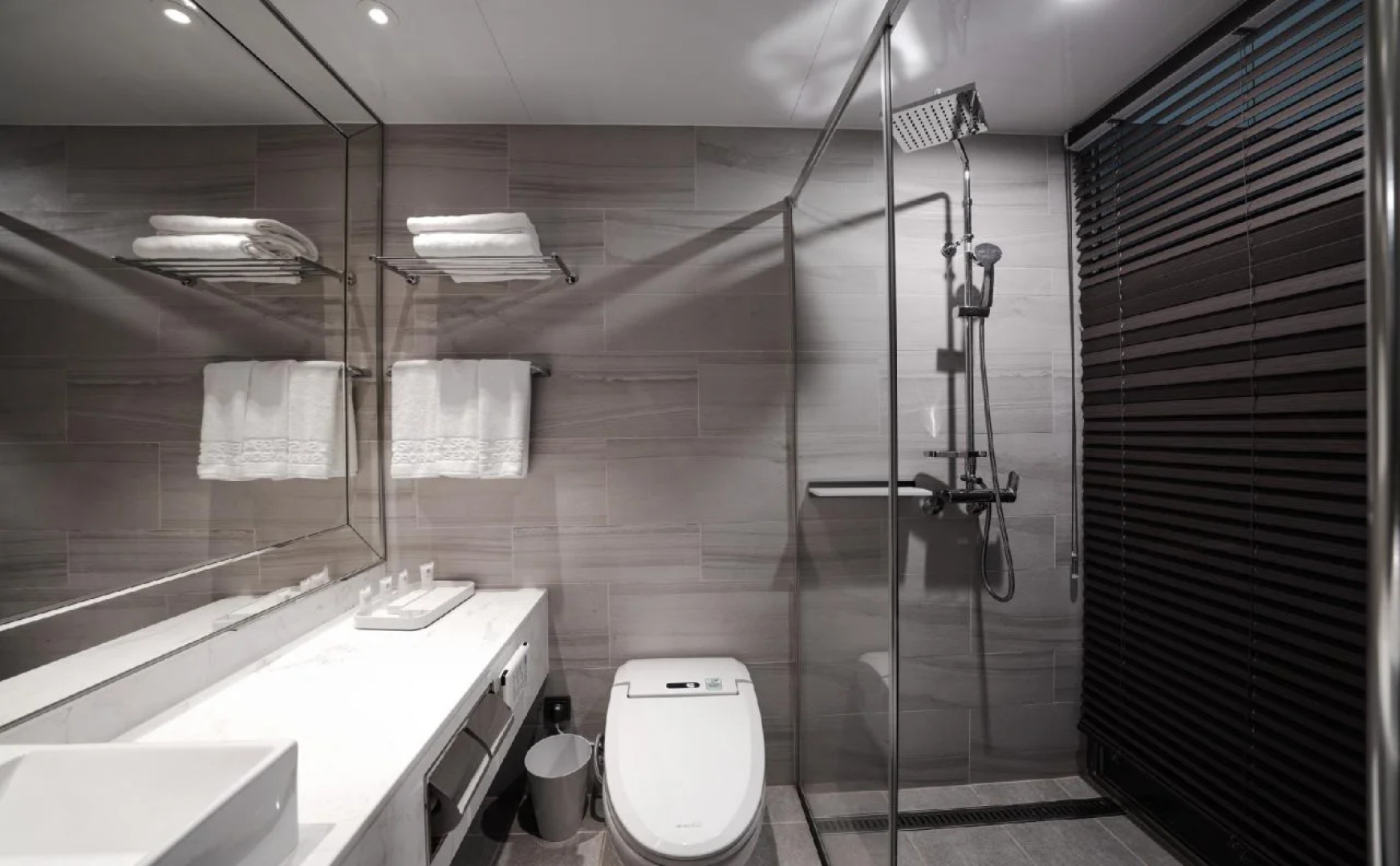 Greenlagoon hotel in Seorak