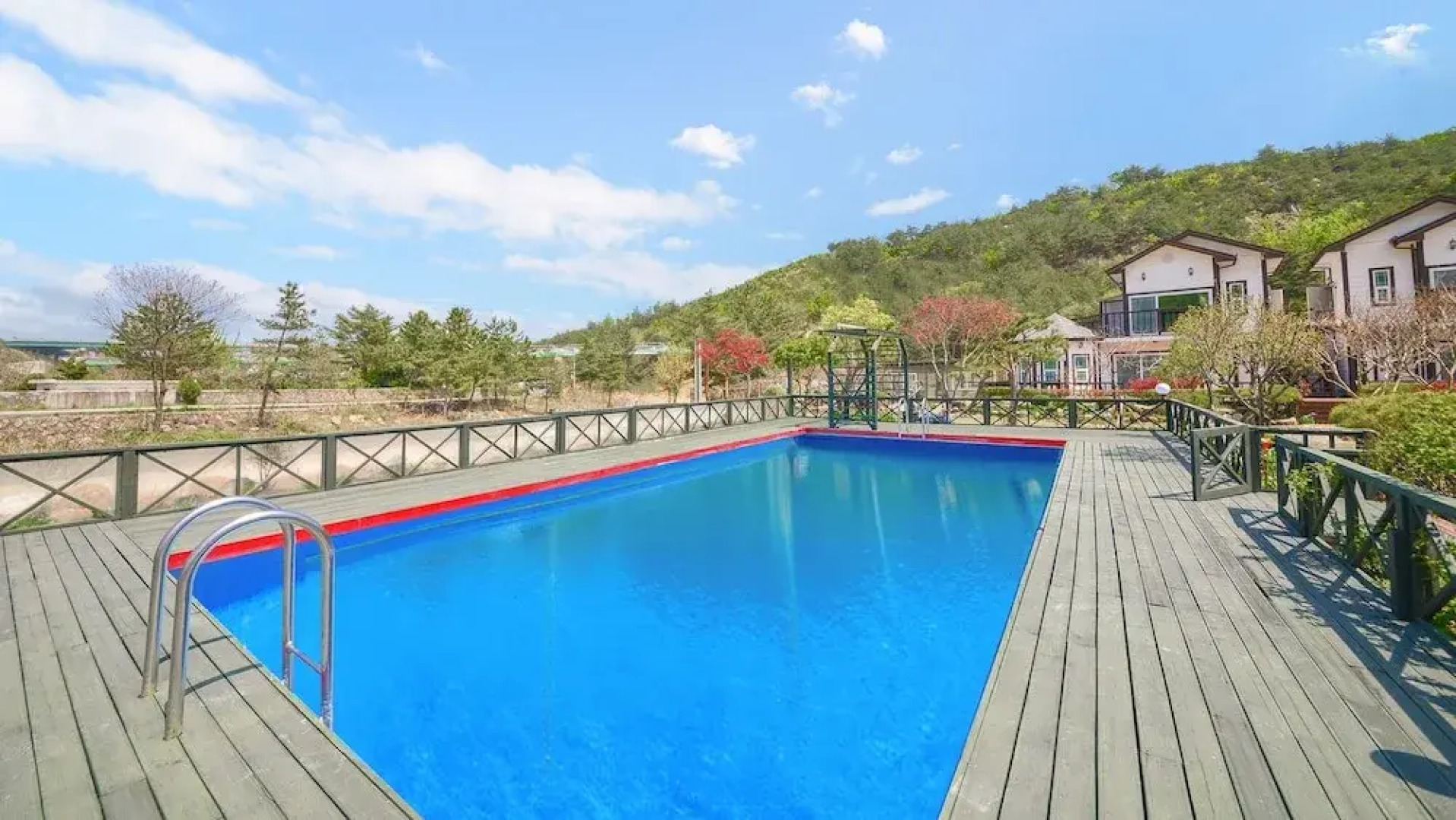 Samcheok Herb Pension