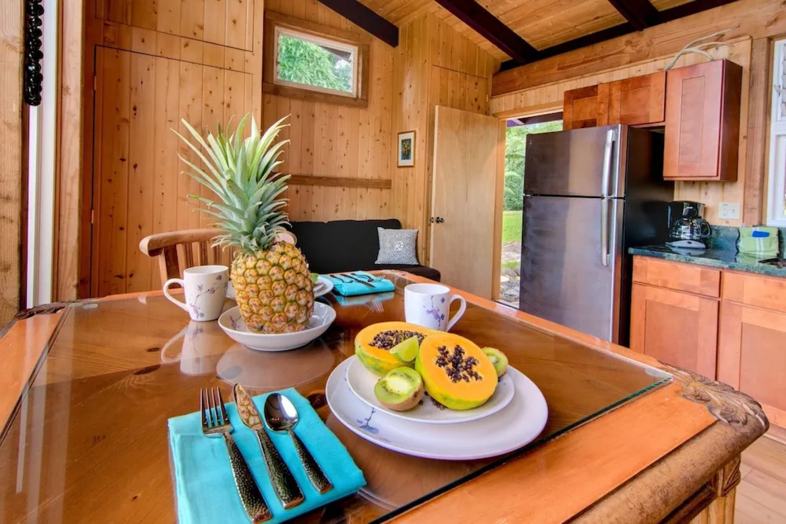 Birdsong 1 Bedroom Home by Redawning