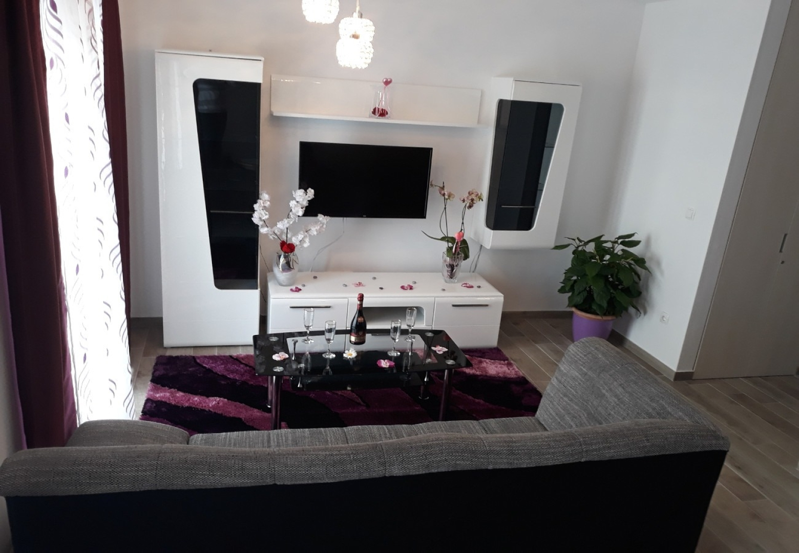 Apartment MeMi - great location, modern & parking: A1 Marin Trogir, Riviera Trogir