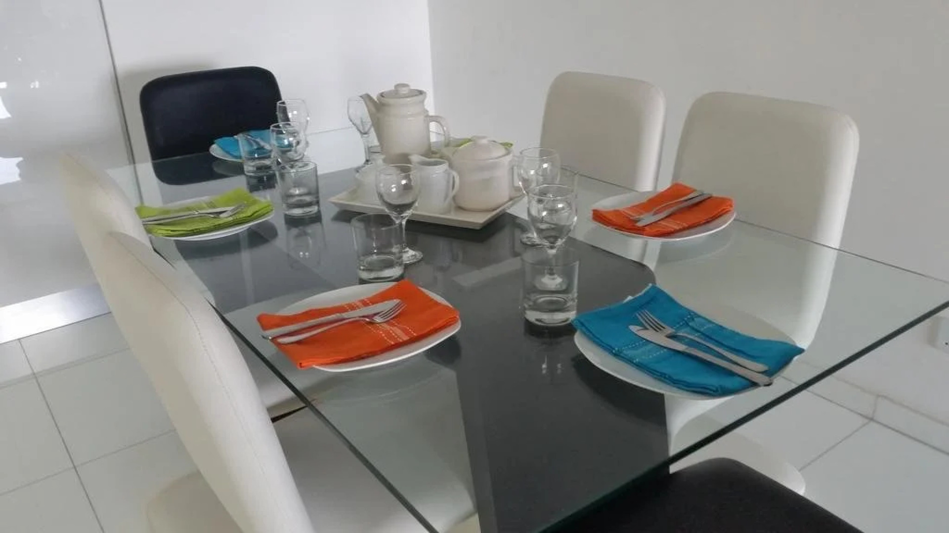 Gulf Palace Apartments