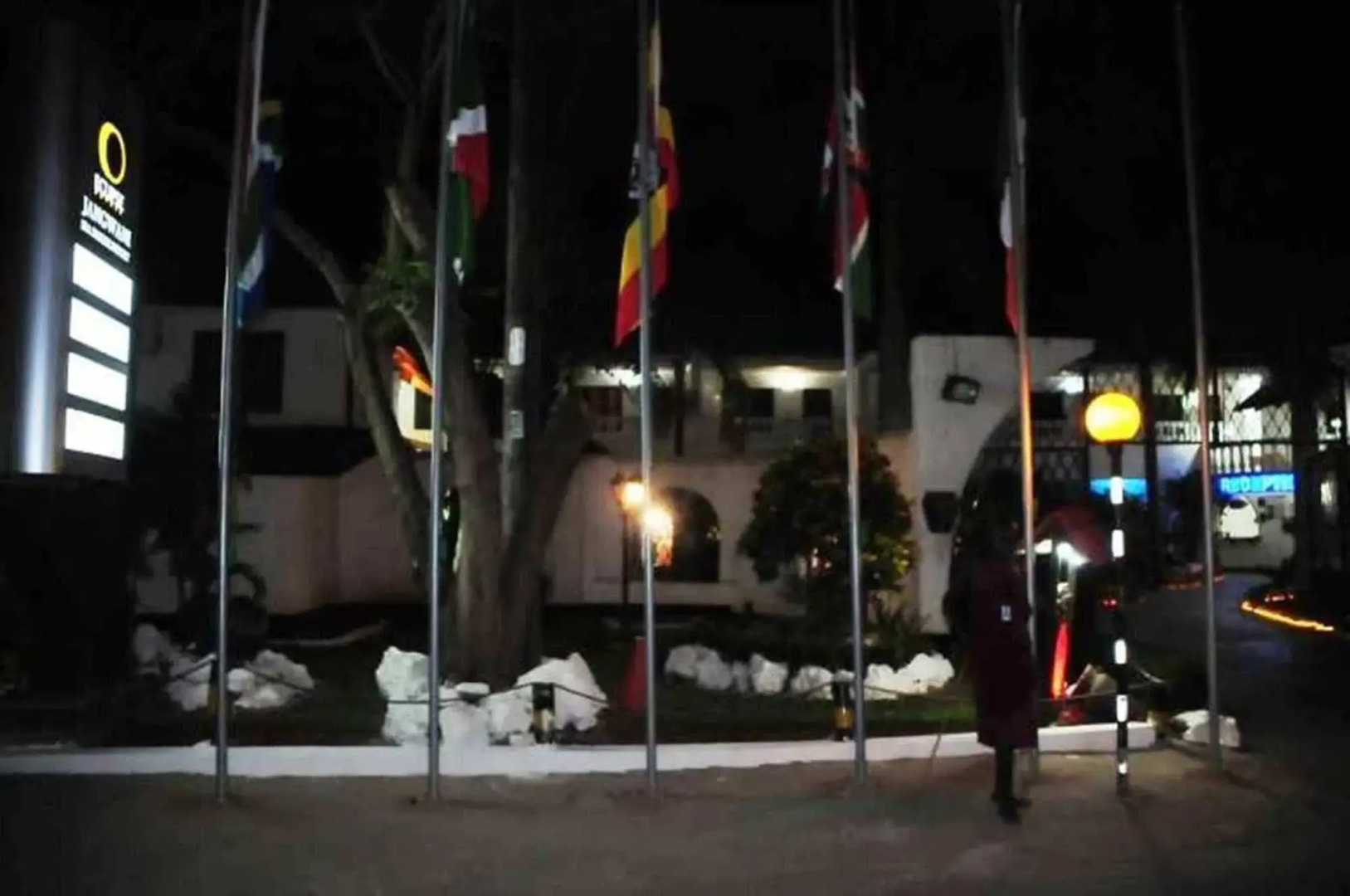 Best Western Jangwani Sea Breeze Hotel