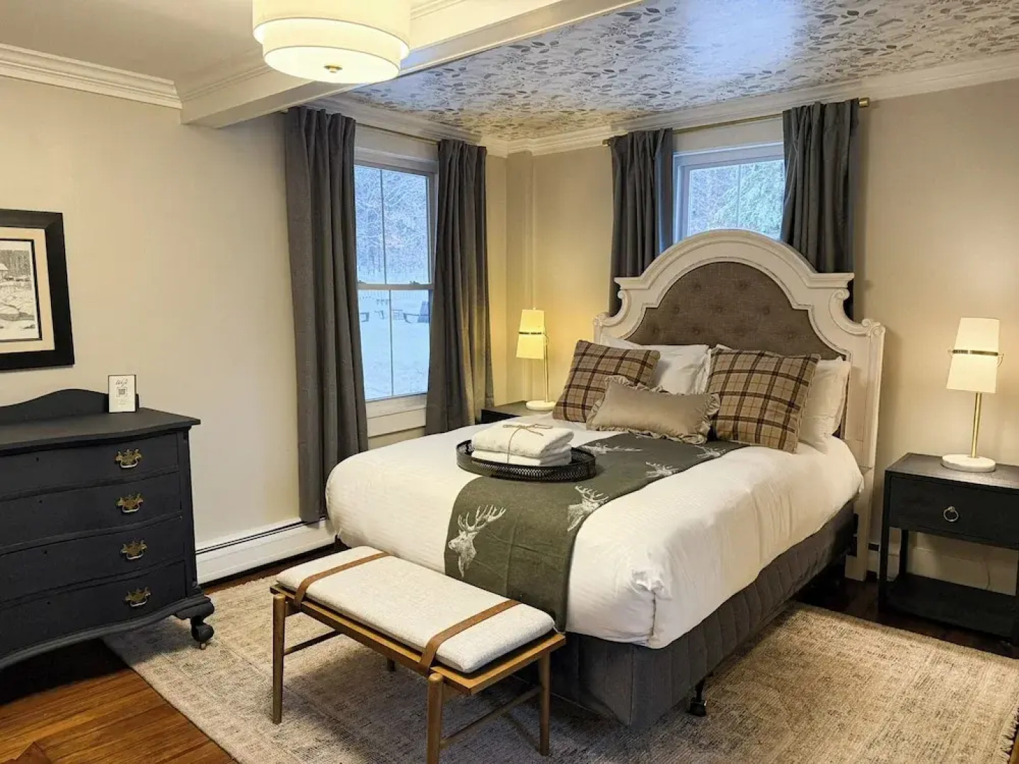 The Aurora Inn & Cottages