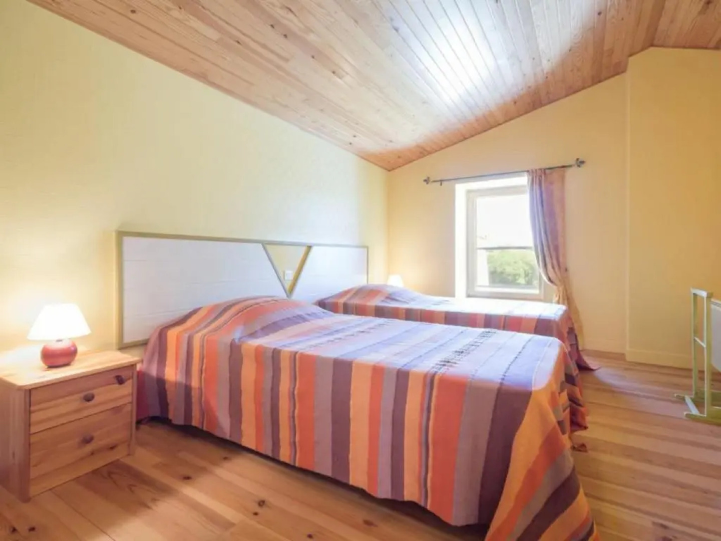 Gîte Le Loroux-Bottereau, 4 pièces, 6 personnes - FR-1-306-800