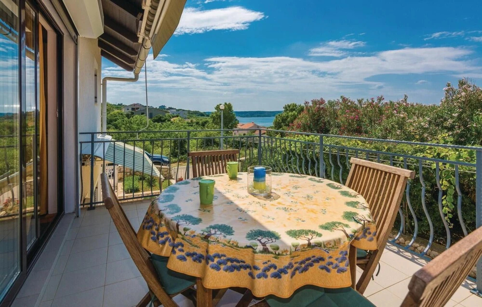 Amazing Home in Rtina With Wifi and 4 Bedrooms