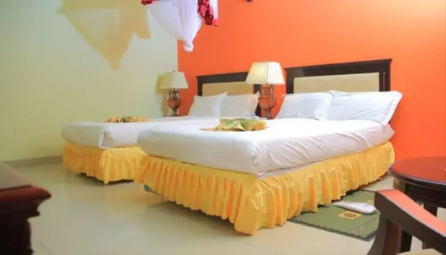 Lewi Hotel Meneharia