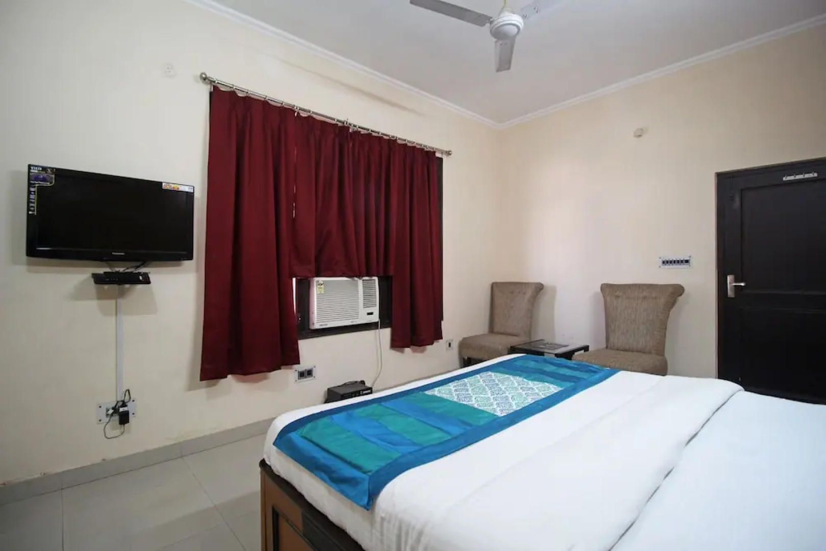 OYO 7769 Hotel Atithi