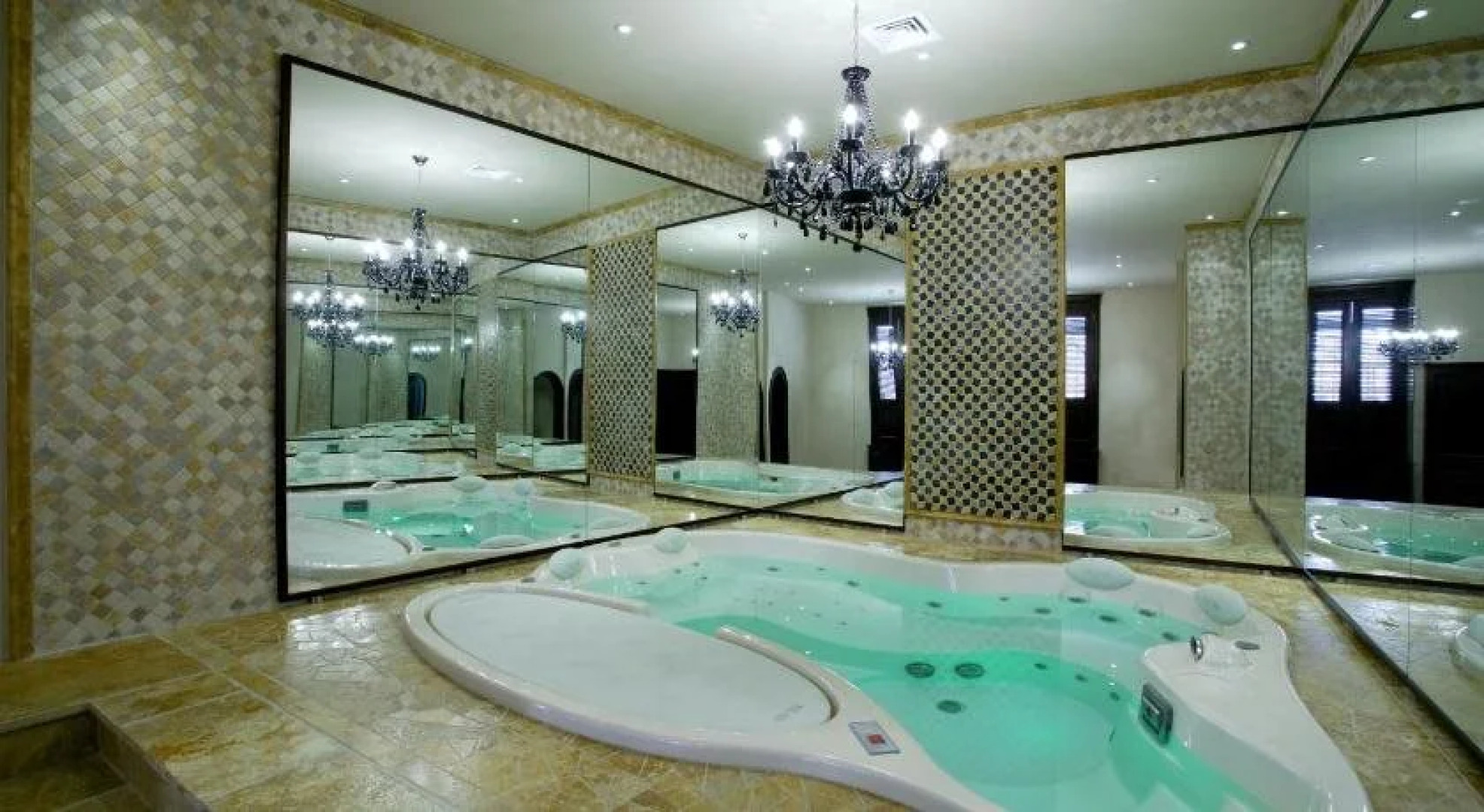 Arena Regia Hotel & Spa