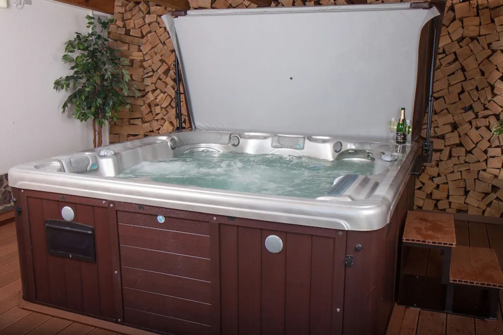 Garni & apartman hotel Albatros