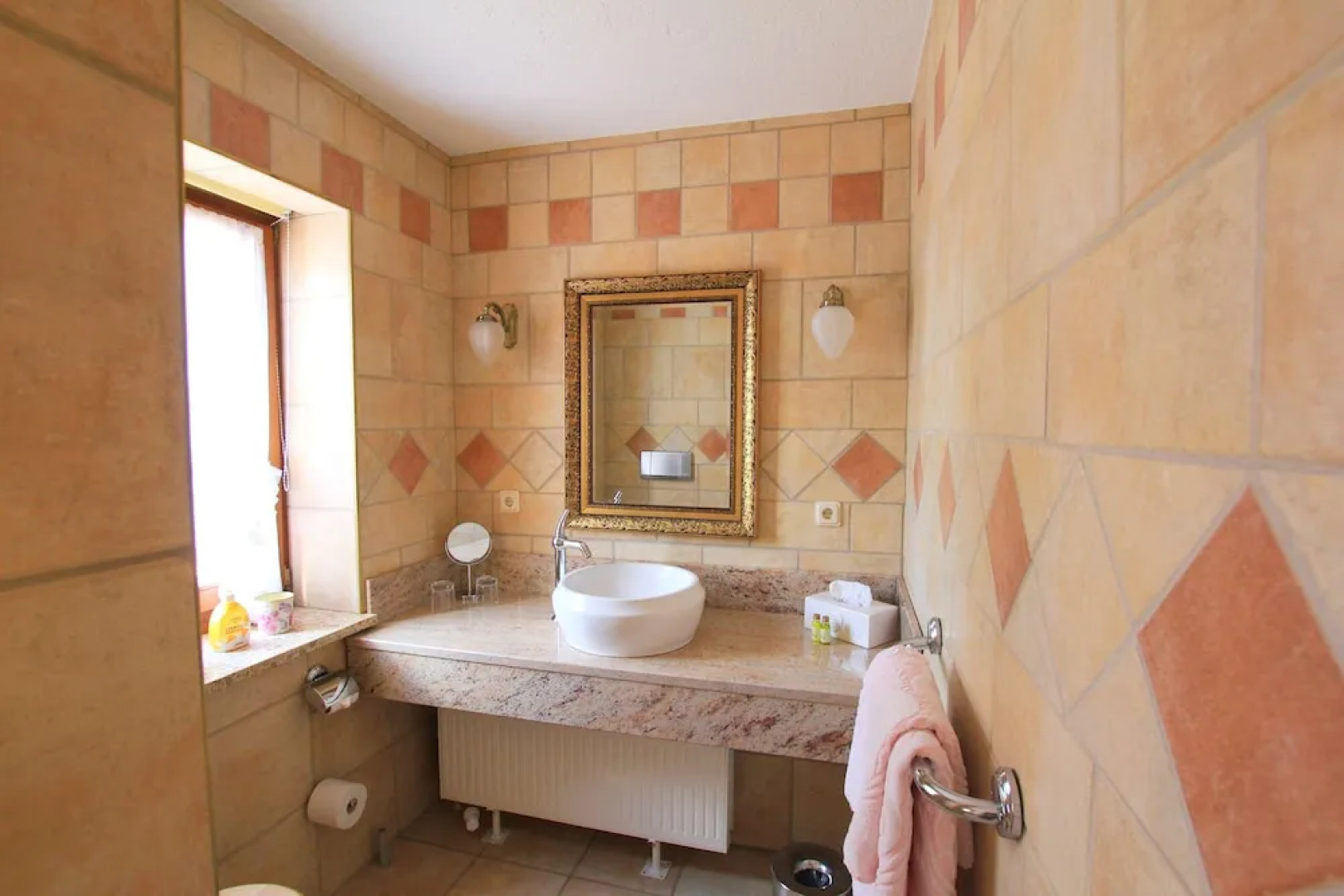 Landhaus & Burg Hotel Romantik