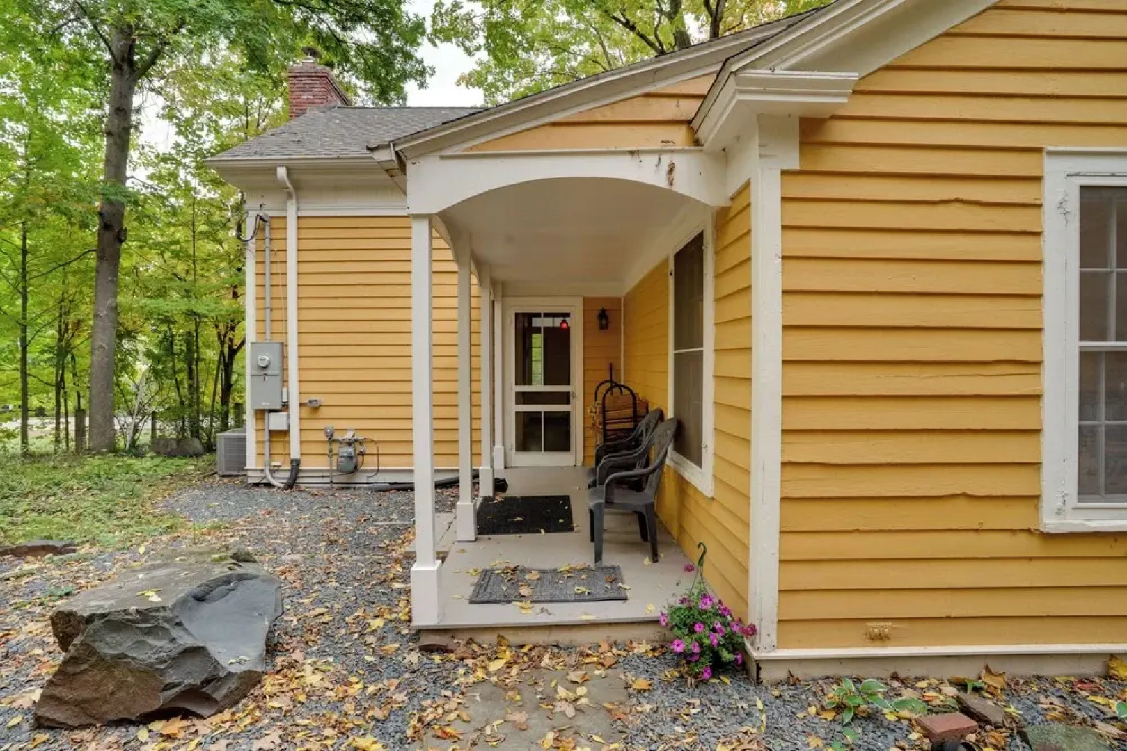 Historic Home in Taylors Falls w/ Patio & Fire Pit