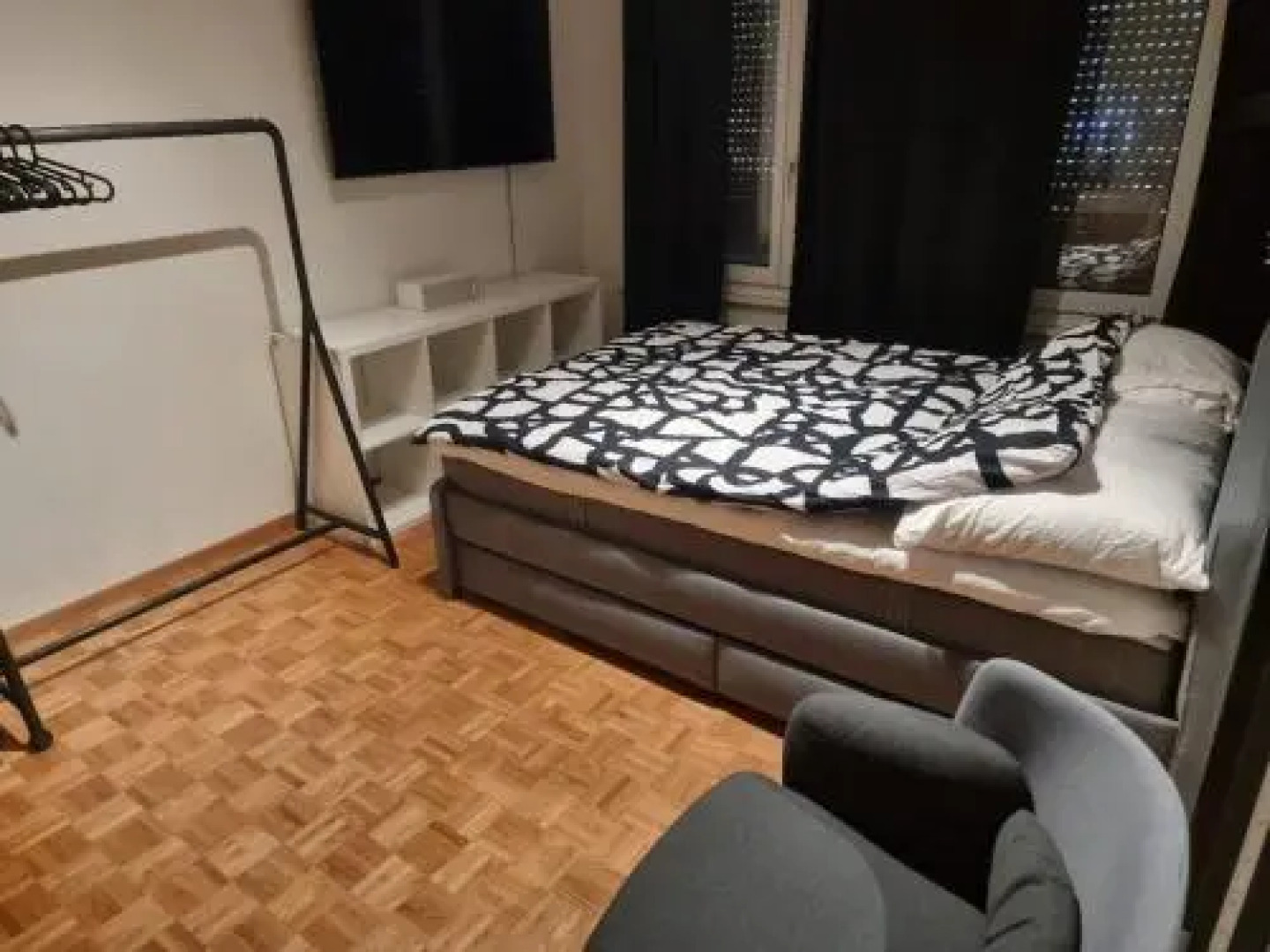 Lovely 2 bedroom flat 10 min from city Center