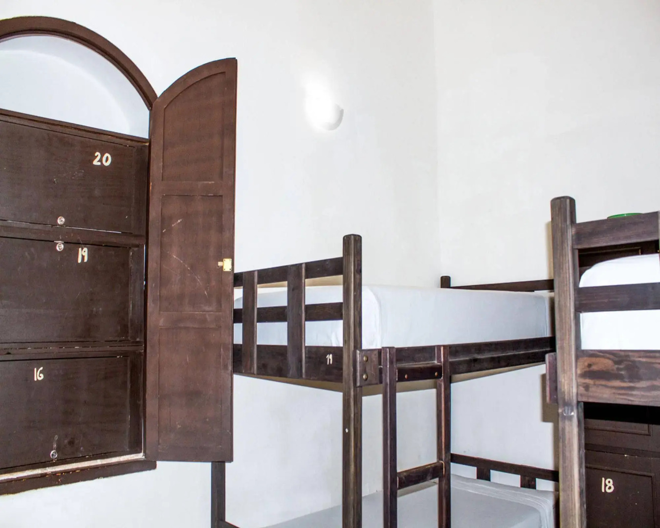 Hotel Dos Lunas - Hostel