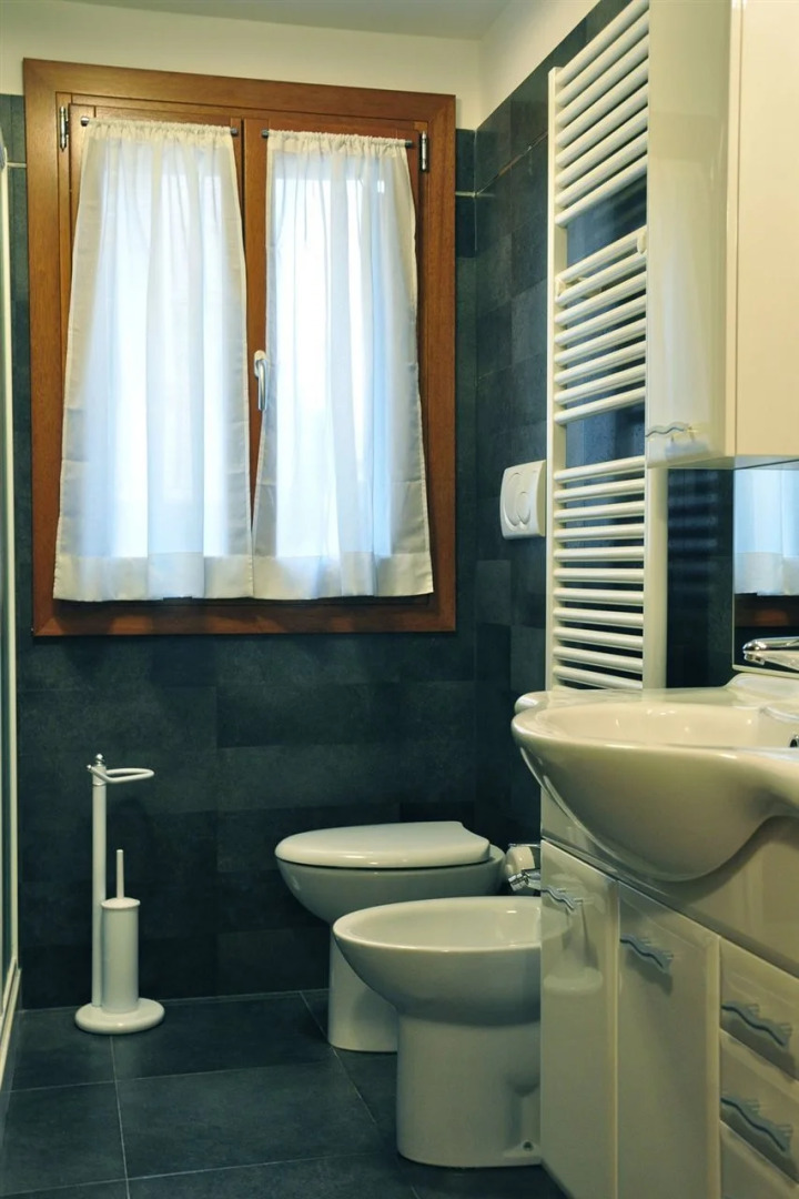 Appartamenti Commercio