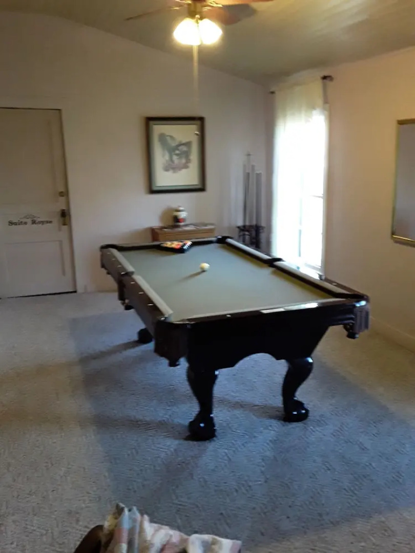 Hall Place Bed & Breakfast