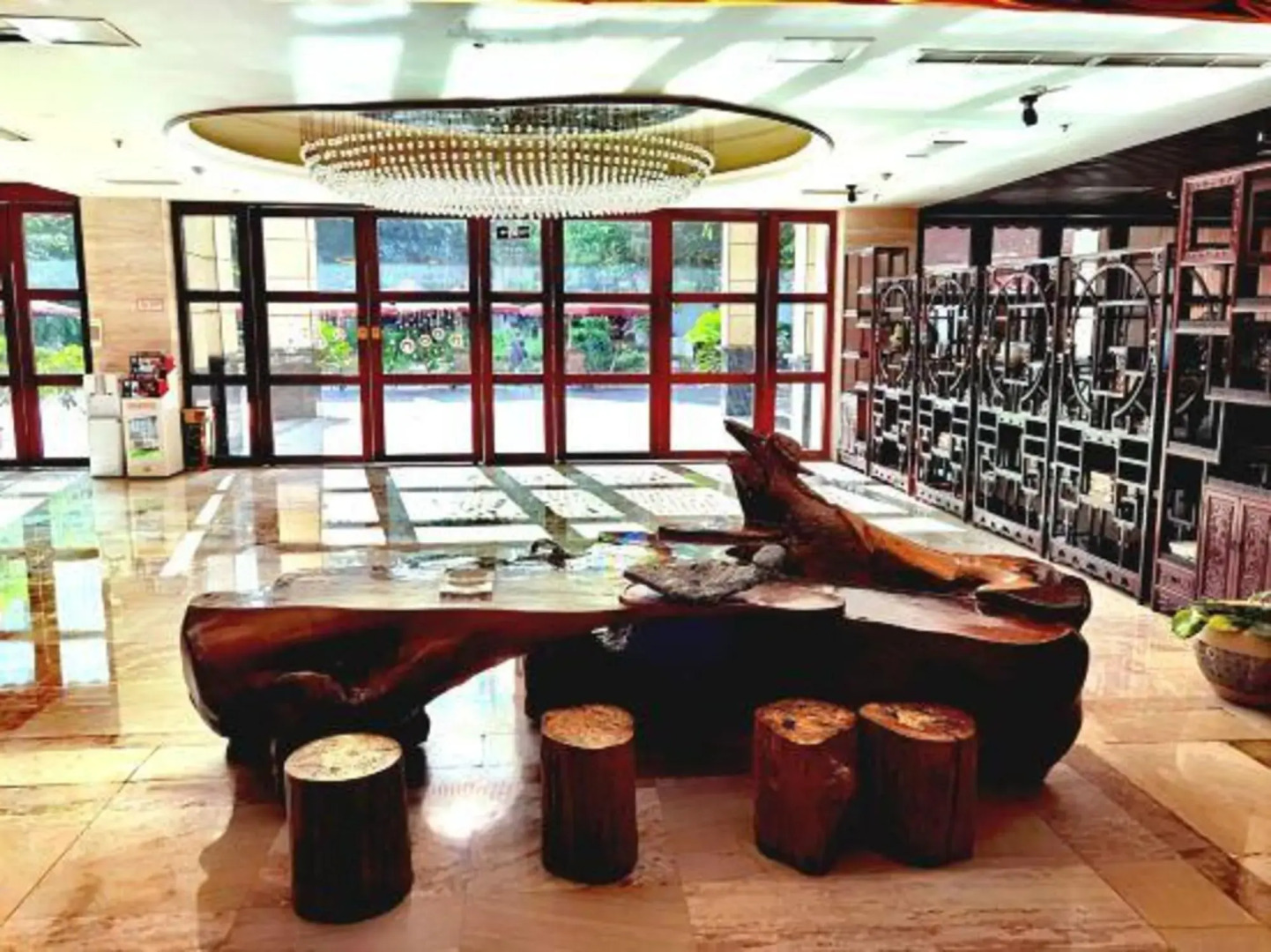 Kaimeiju Four Seasons Scenic Hotel (Mianyang High-Speed Railway Station)