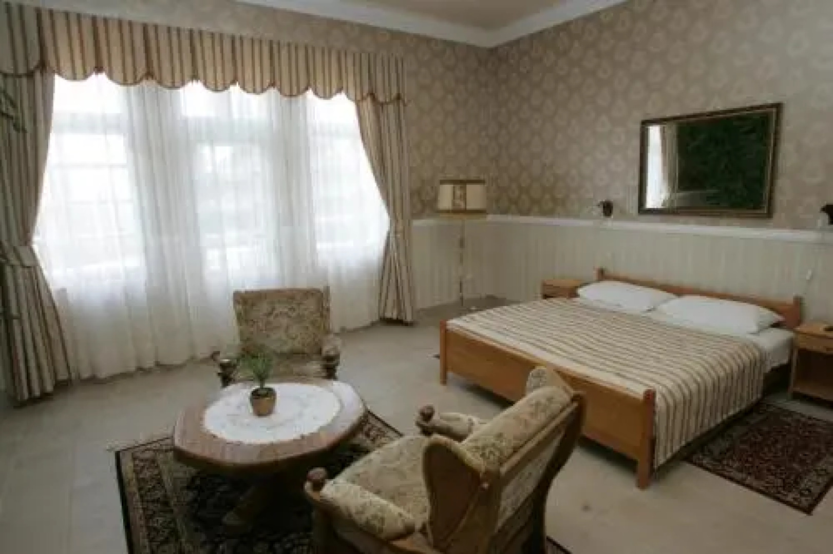 Festetich Kastélyszálló és Zsuzsanna Hotel