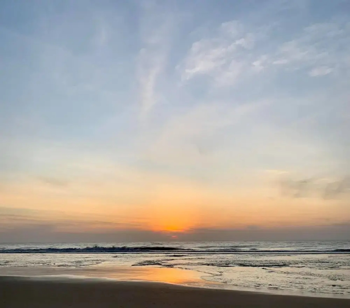 Ruby House, 3 Bedroom Apartment, Beachside