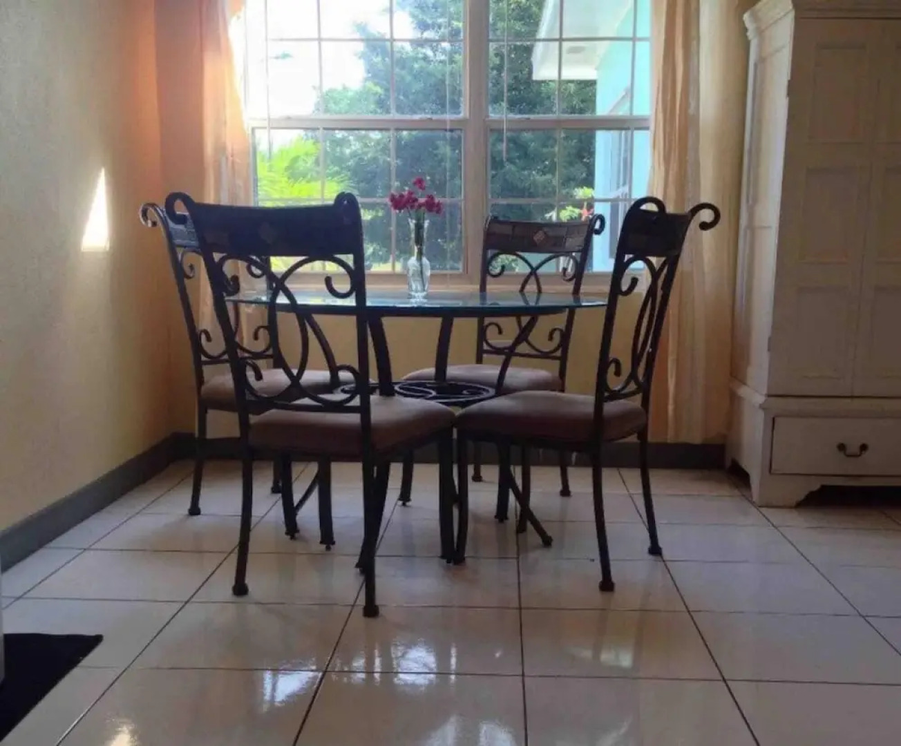 S3 BP Steps to Beach