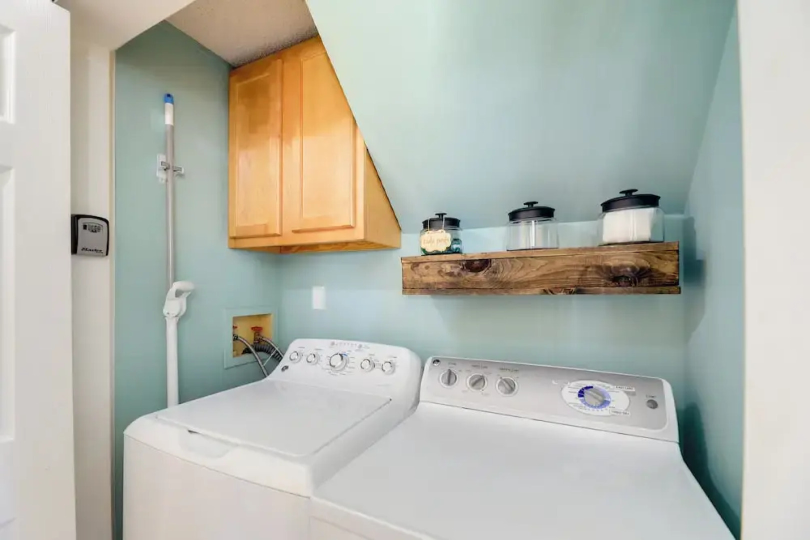 'the Willowberry House' With Deck & Grill!