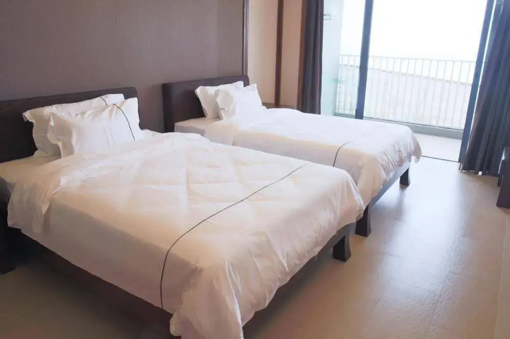 Yijing Holiday Hotel