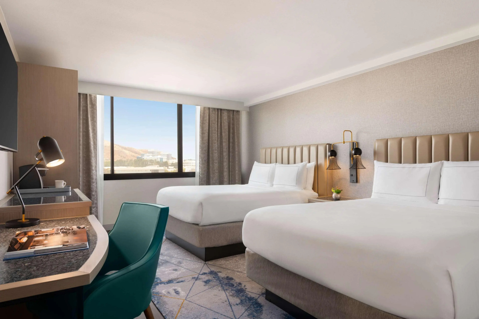 DoubleTree by Hilton San Francisco South Airport Blvd