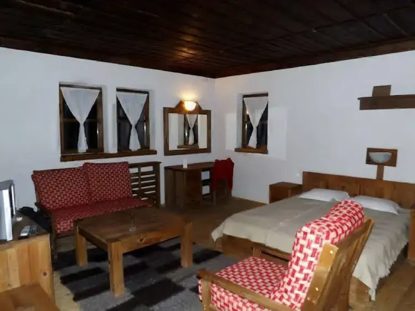 Family Hotel Byalata Kashta