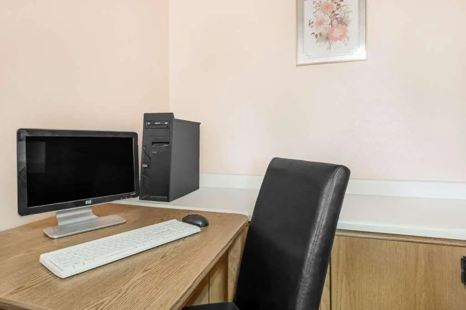 Super 8 by Wyndham Butler