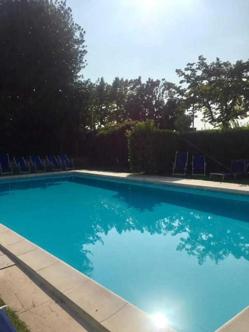 Front Lake Studio with Loft Bed and Pool