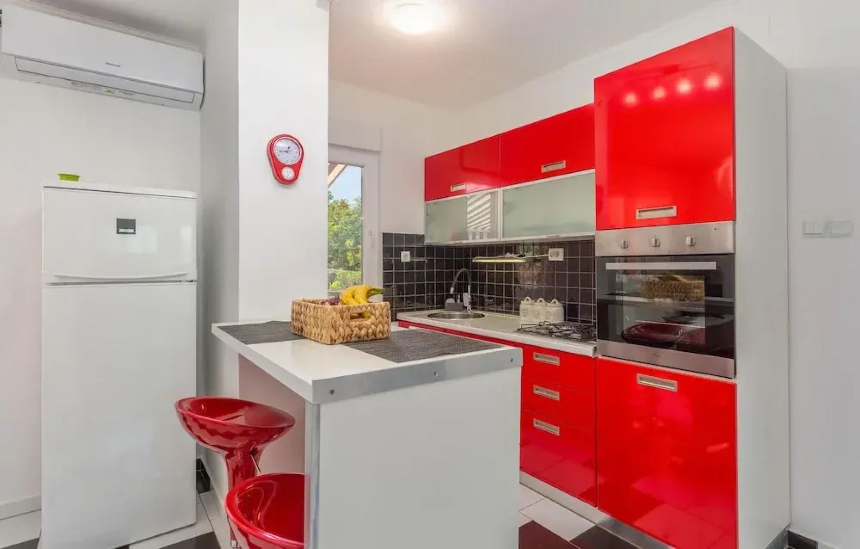 Stunning Home in Risika With Wifi and 3 Bedrooms