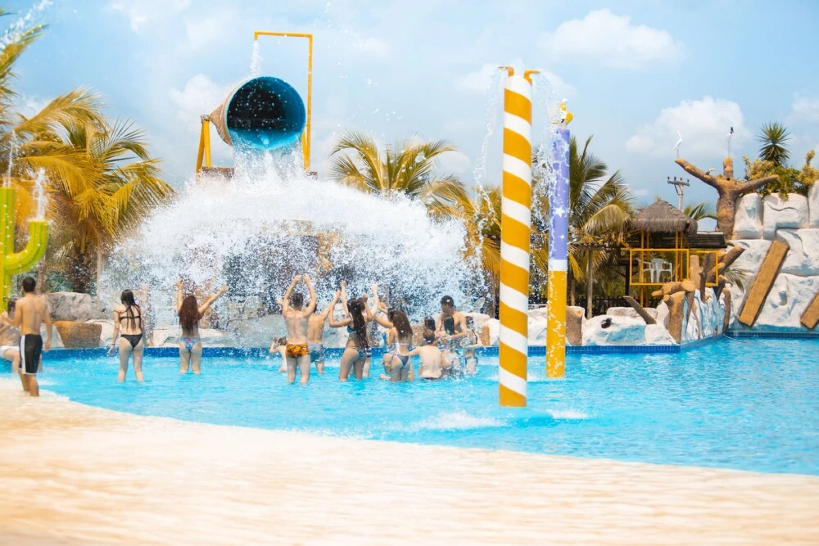 Grandes Lagos Resort & Parque Aquatico