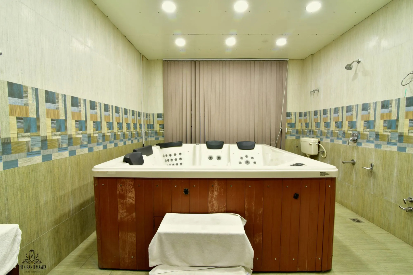 Hotel The Grand Mamta