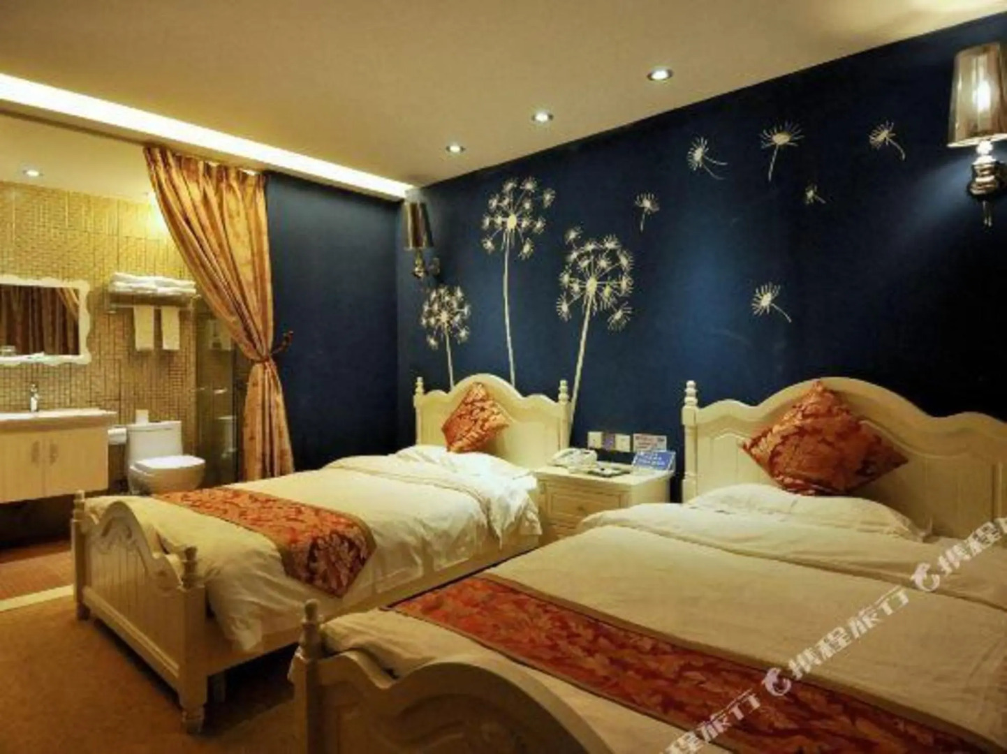 Huaya Boutique Hotel