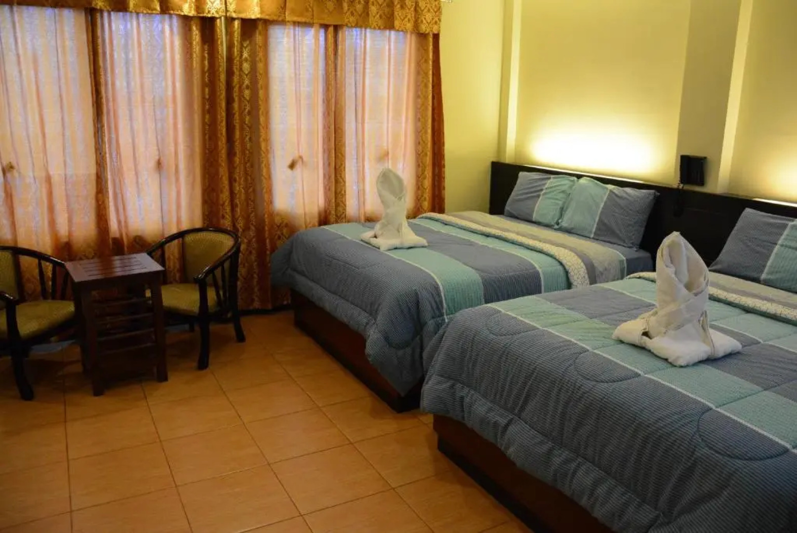 Siayan Travellers Inn