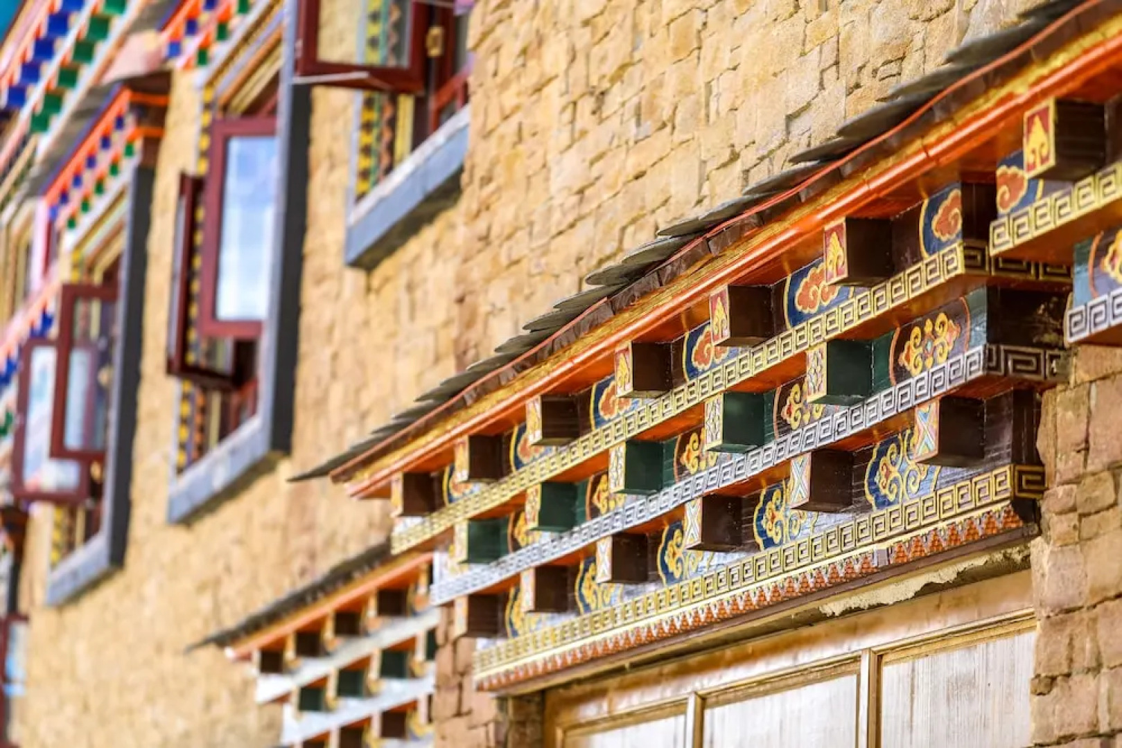 The 5th Meteorite Glory Hotel