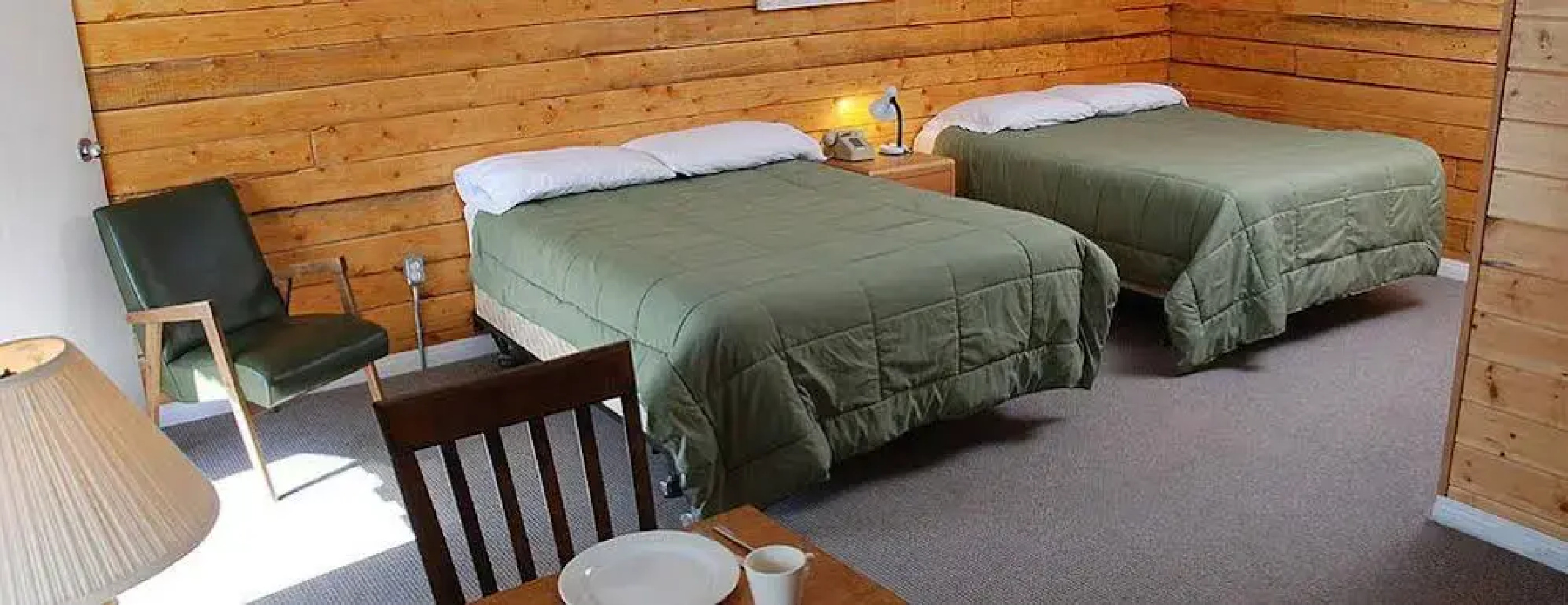 Triple J Hotel & Cabins