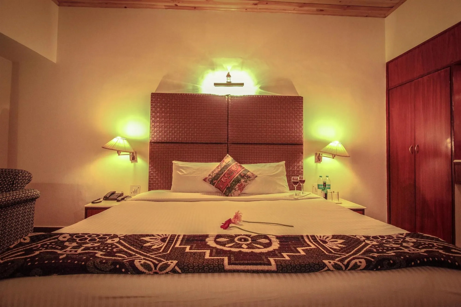 Golden Tulip Manali Hotel