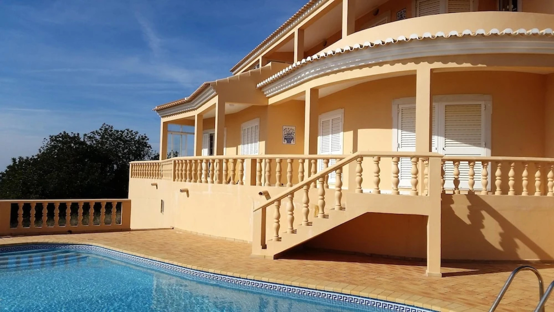 House With 4 Bedrooms in Loulé, With Wonderful sea View, Private Pool,