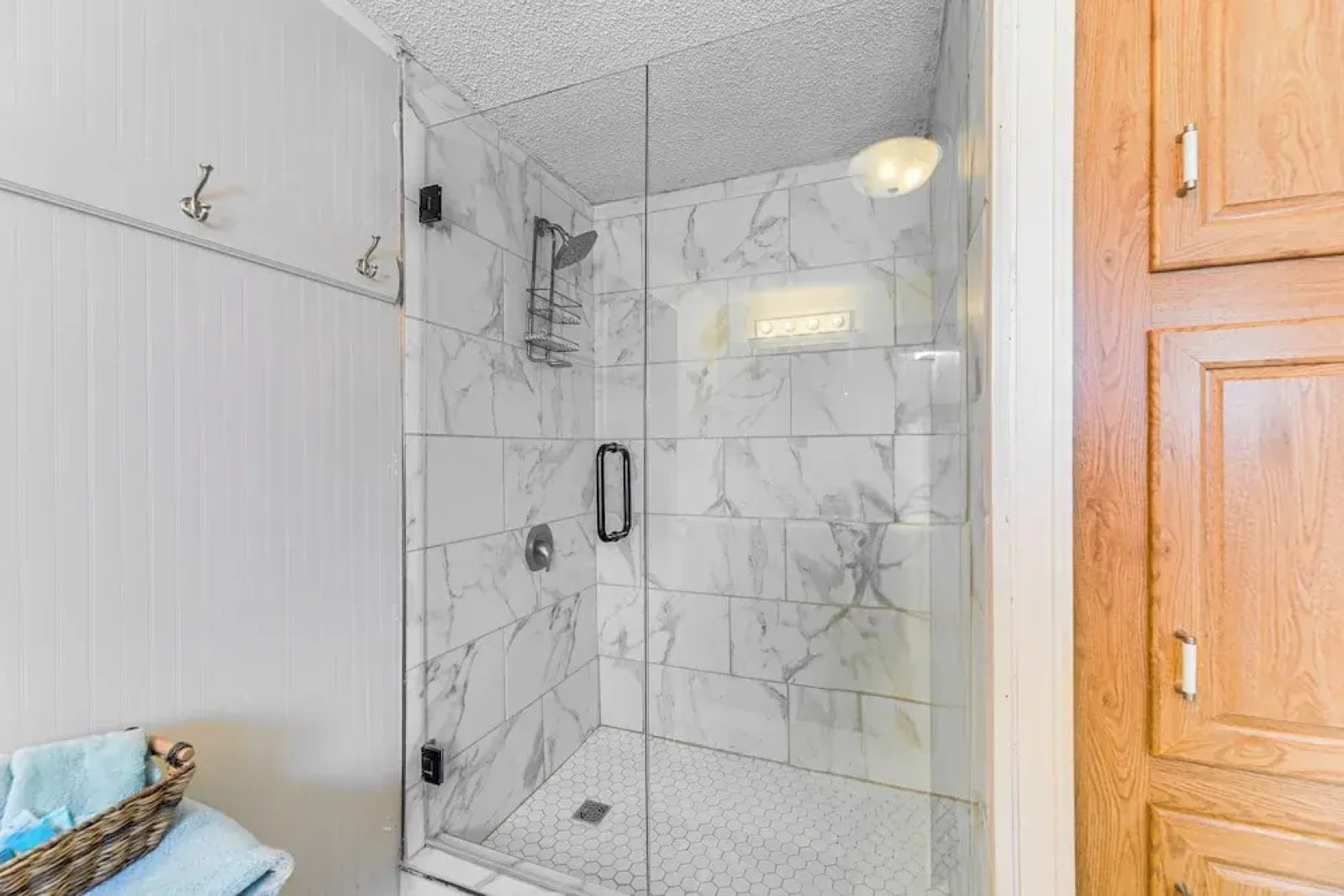 2 Blocks to Crystal Coast: Family-friendly Retreat