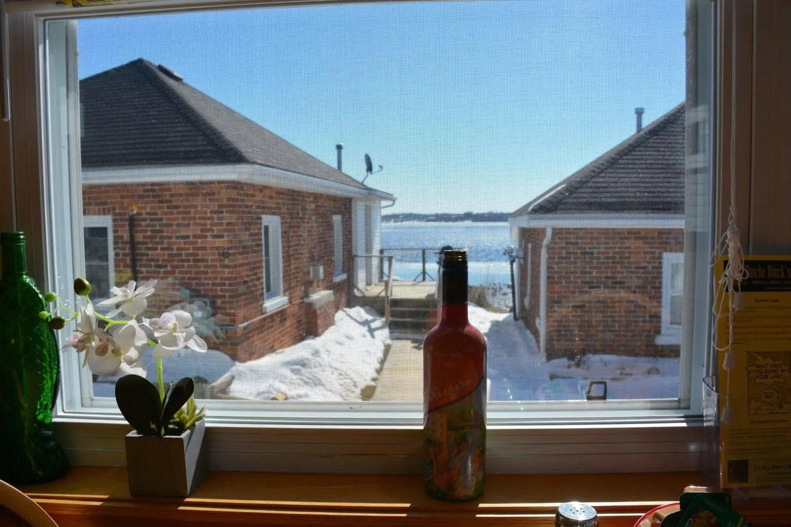 Dewar's Inn on the River