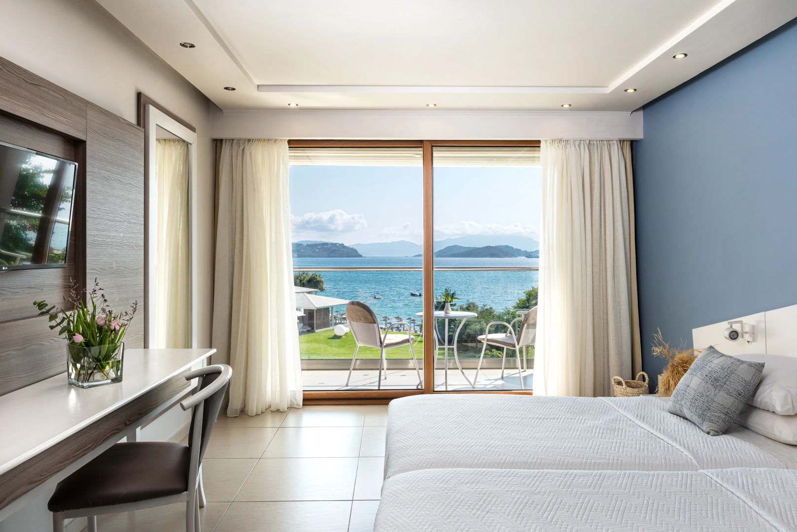Kassandra Bay Resort, Suites & Spa