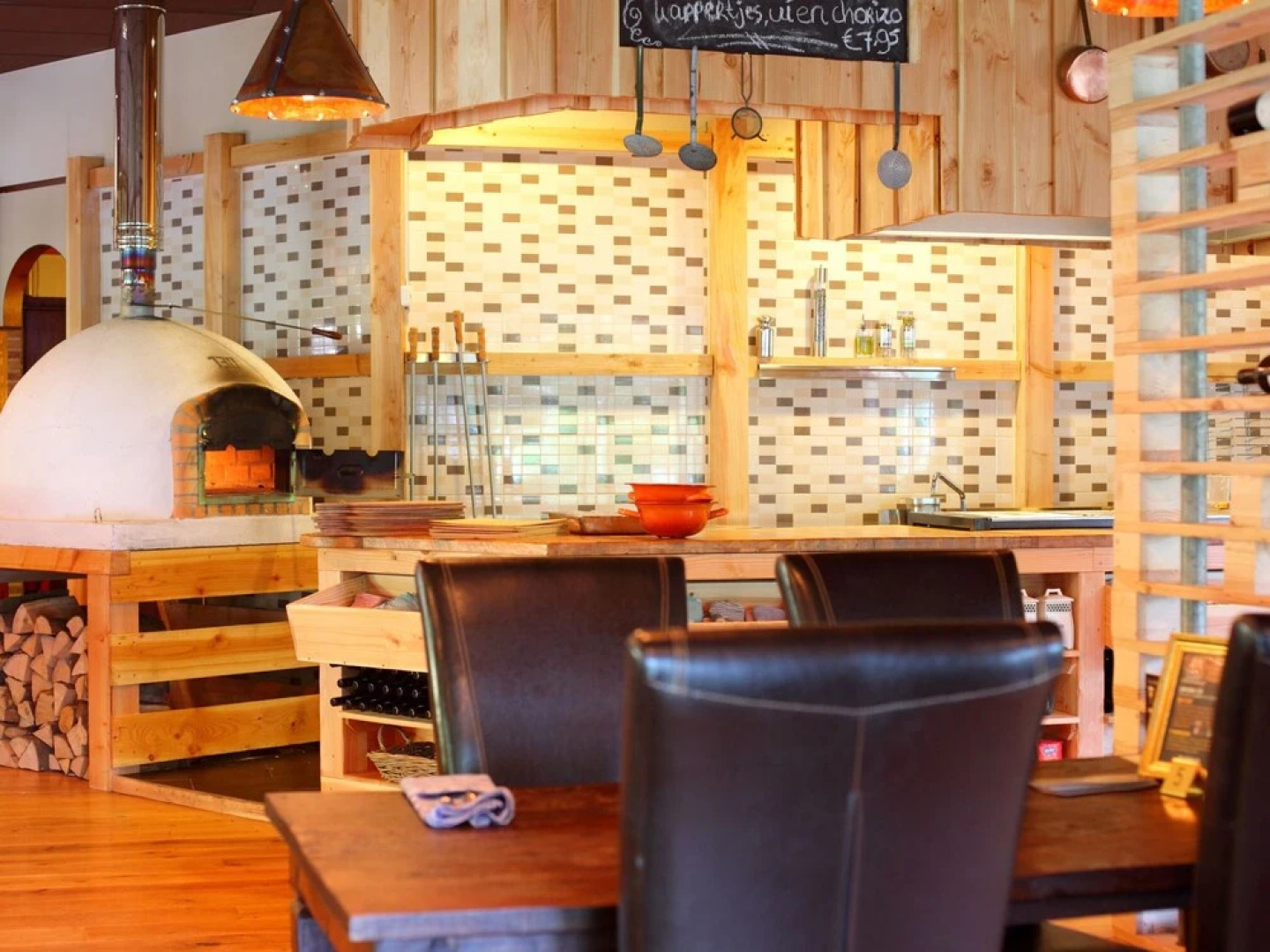 Holiday Home With a Dishwasher, 3 km. From Hellendoorn Park