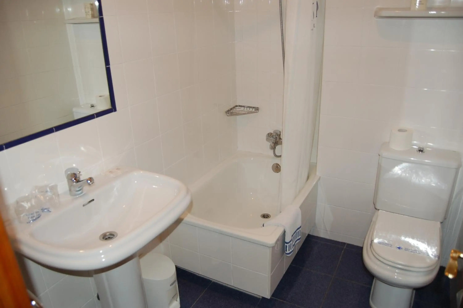 Hotel Puente Romano