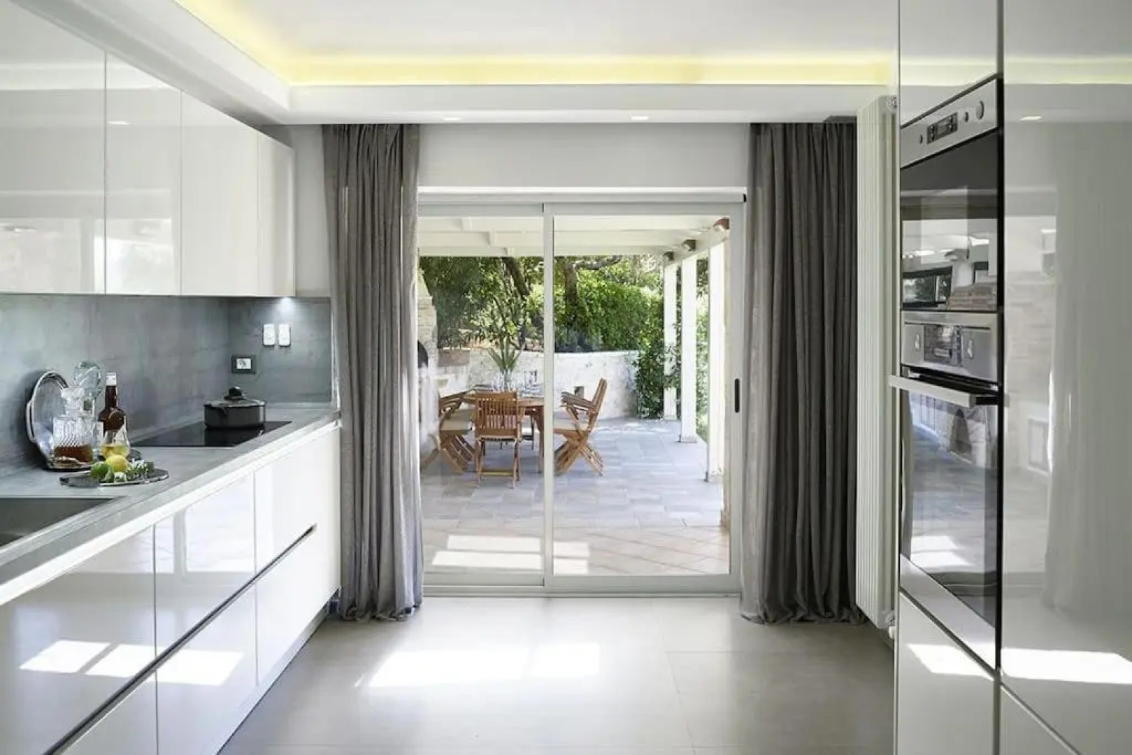 4 Bedroom Luxury Villa, Private Pool, Sea Views, Sivota