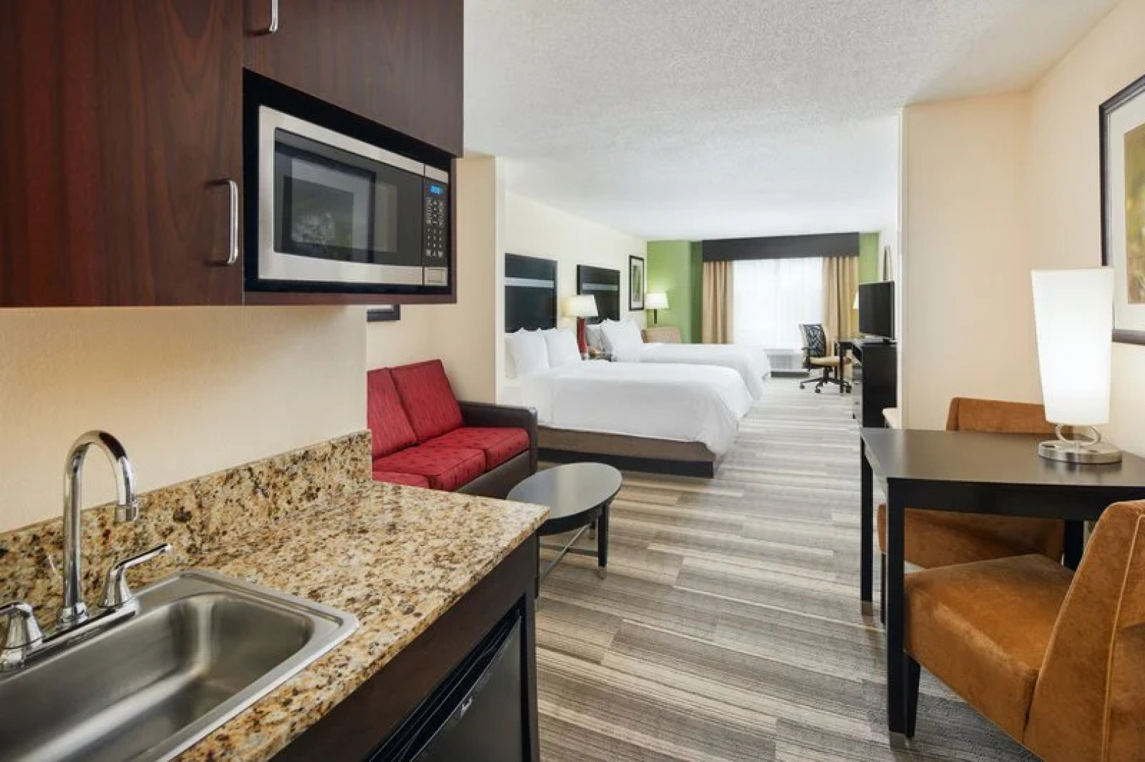 Holiday Inn Express & Suites I-26 & US 29 at Westgate Mall