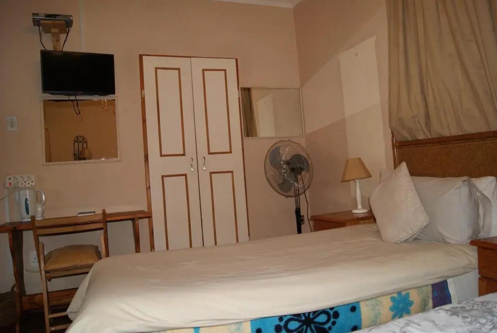 The Planes Guest House