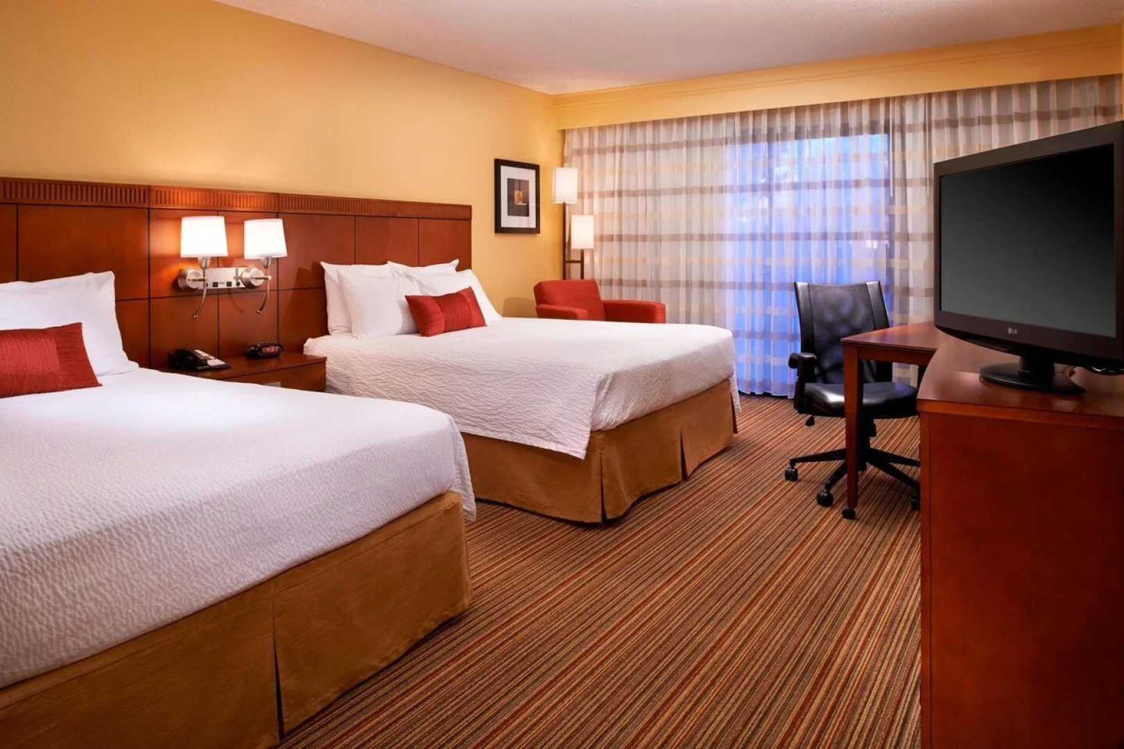 Courtyard by Marriott Louisville East